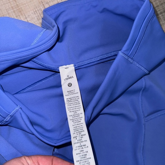 Fast and Free High-Rise Tight 21”
Pockets
Updated in Wild Indigo - Picture 4 of 5